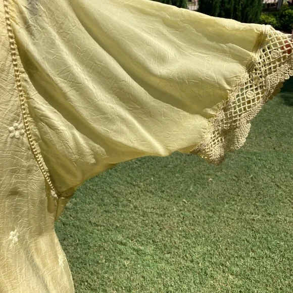 Johnny Was Embroidered Tunic - Picture 11 of 12